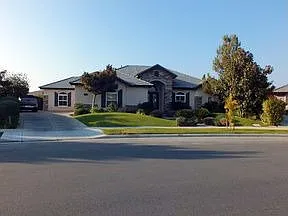 411 Stone Cross Dr photo 1