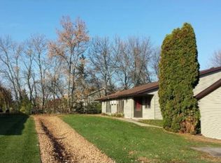 820 Cj Moe Blvd #4, Dassel, MN 55325