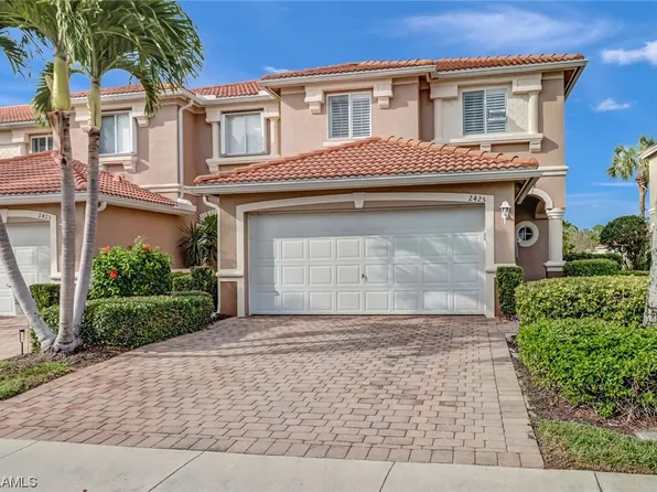 2425 Laurentina Ln, Cape Coral, FL 33909