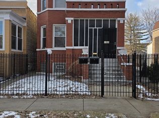6946 S Prairie Ave #2, Chicago, IL 60637