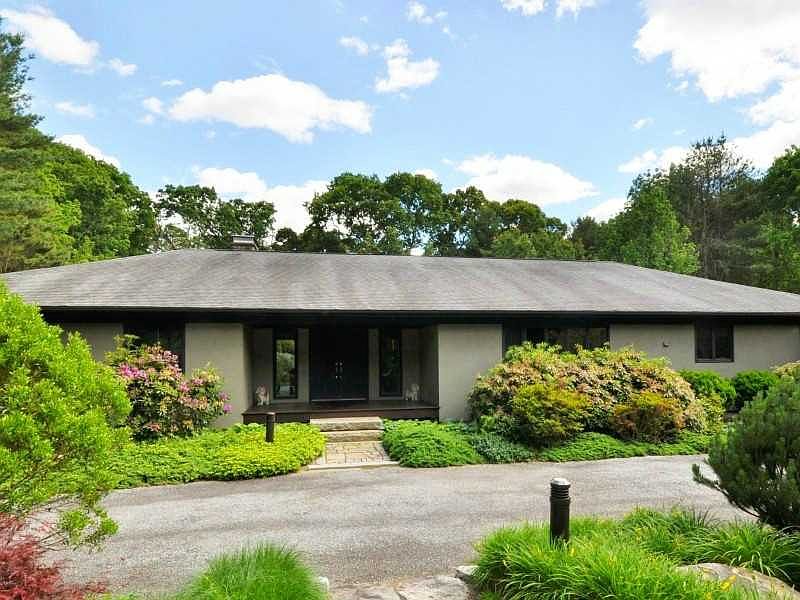 465 Potter Rd, North Kingstown, RI 02852 Zillow