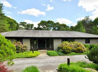 465 Potter Rd, North Kingstown, RI 02852