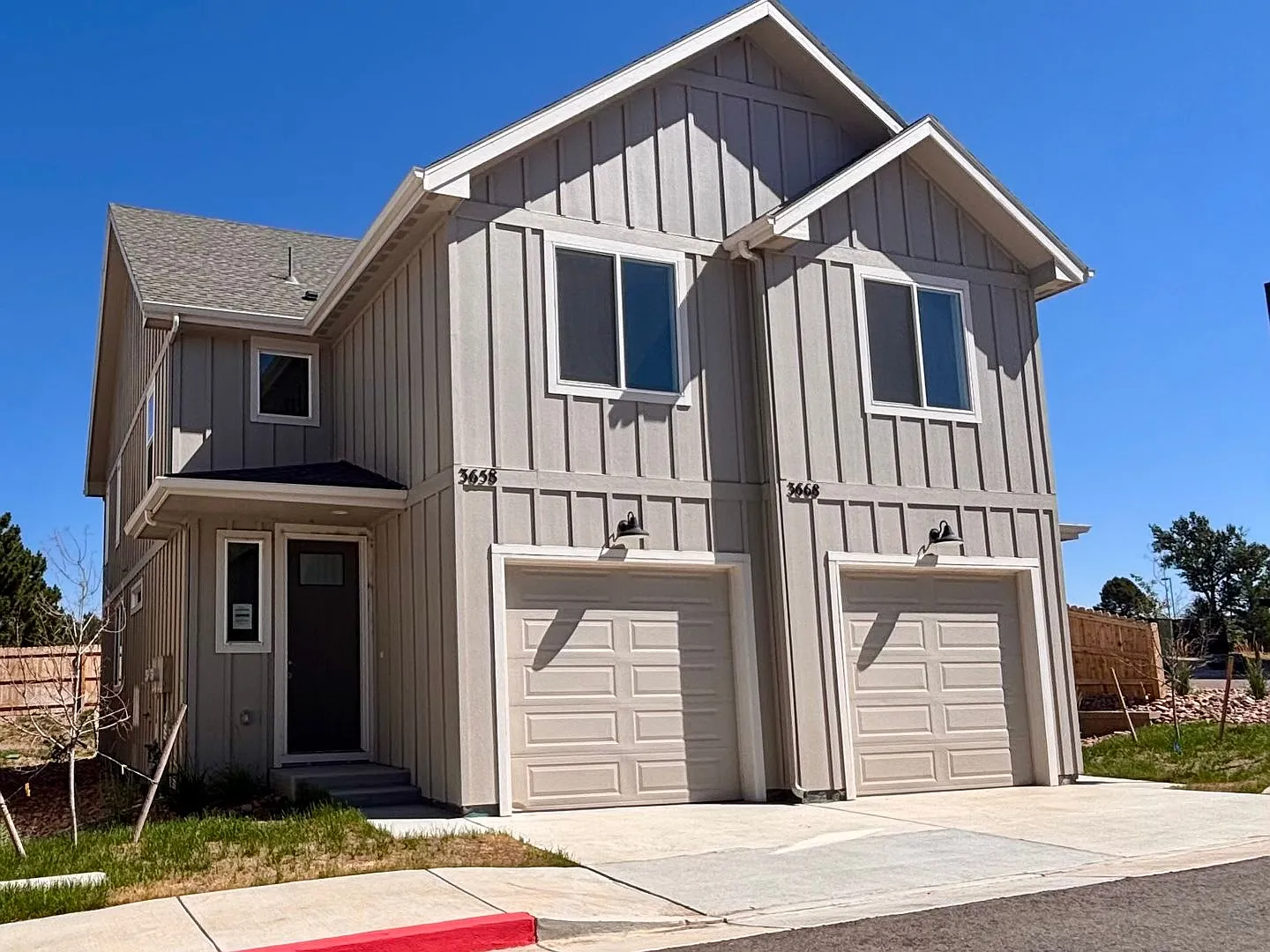 New 3-Bedroom Townhomes Available — Photo 1