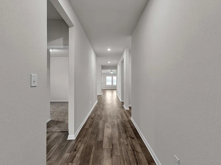 405 Grasslands Trl — Photo 5