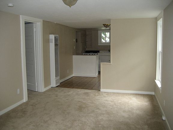 5th image of 3019 E St Unit A