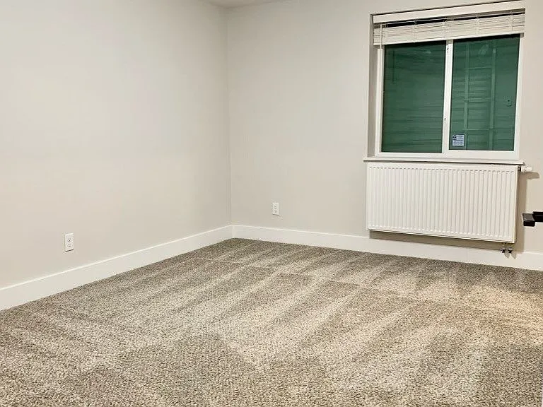 639 S Loomis Ave #BASEMENT — Photo 9