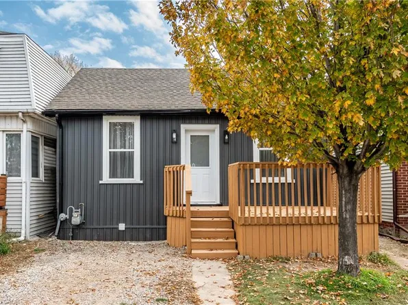 256 Rosslyn Ave N, Hamilton, ON L8L 7R1