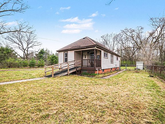 3rd image of 378 E White Lake Dr