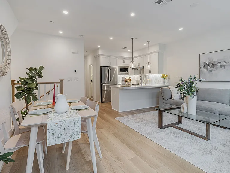 1251 Verano Rd — Photo 4