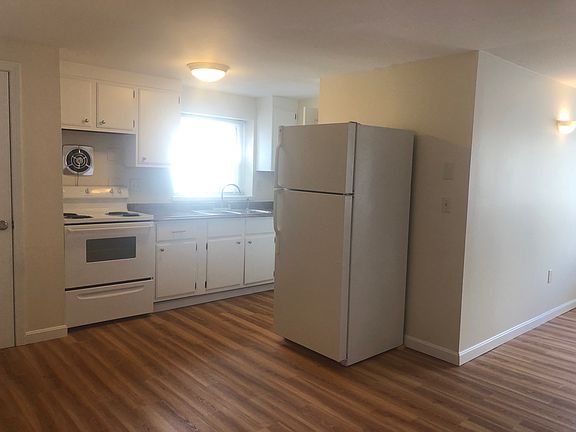 3rd image of 84 Highland Ave APT 8