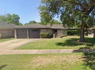 12110 Fairpoint Dr, Houston, TX 77099