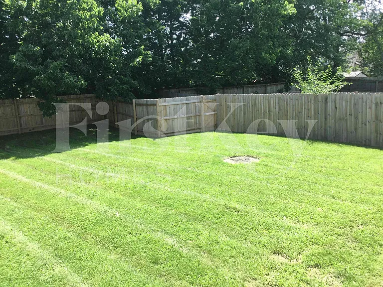 7249 Bennell Dr — Photo 27