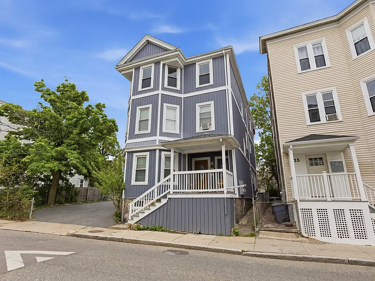 27-29 Lyon St #3 — Photo 15