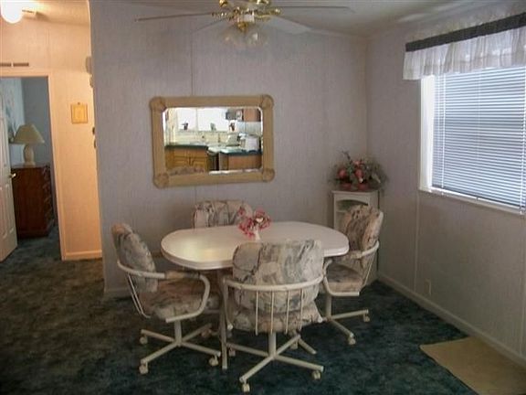 3rd image of 393 Ashley Dr