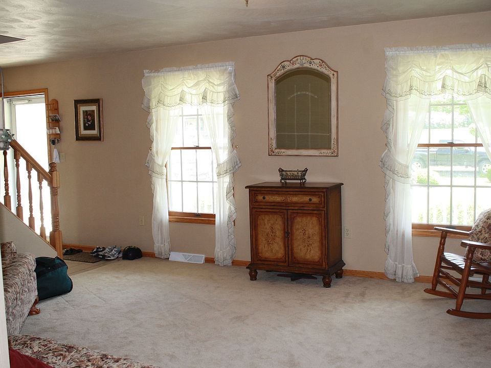 2nd image of 116 Cadillac Rd