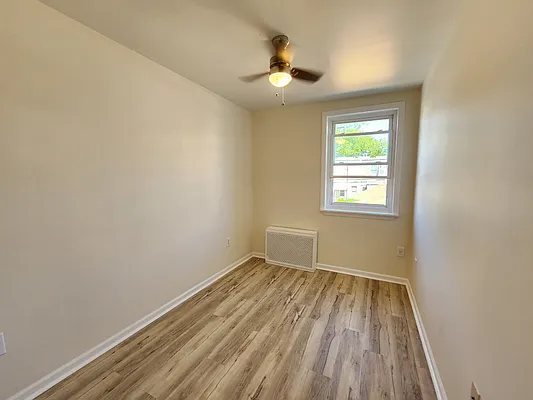 Rented by Astoria Realty | media 7