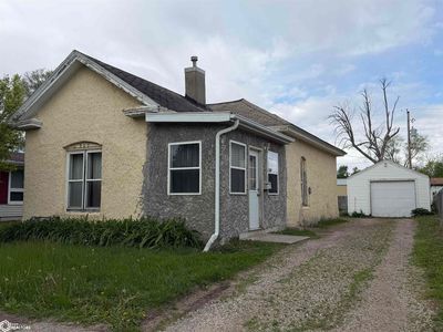 903 S 5th Ave, Marshalltown, IA, 50158