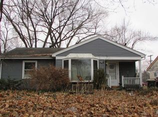 910 N Arlington Heights Rd, Arlington Heights, IL 60004