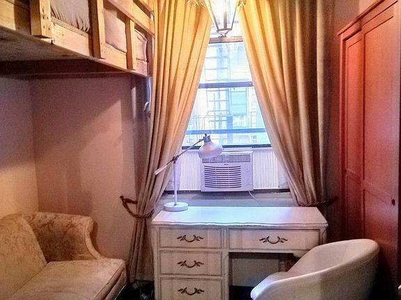 4th image of 235 W 103rd St APT 6H