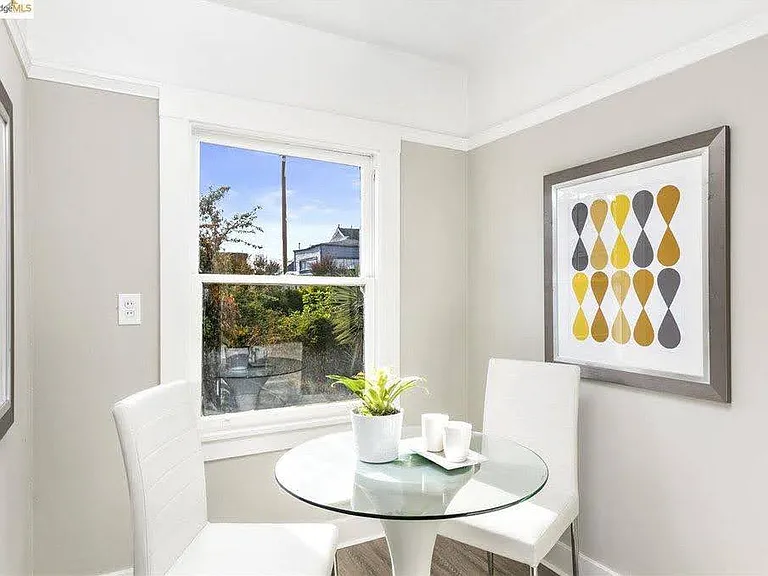 5723 Shattuck Ave — Photo 6