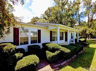 214 Riverview Pl, Lillington, NC 27546