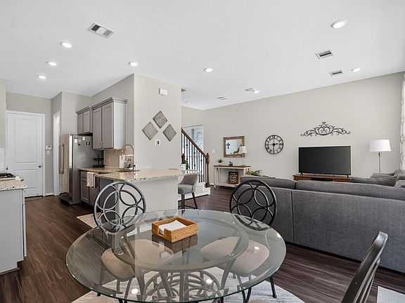 5th image of 206 Moon Dance Ct