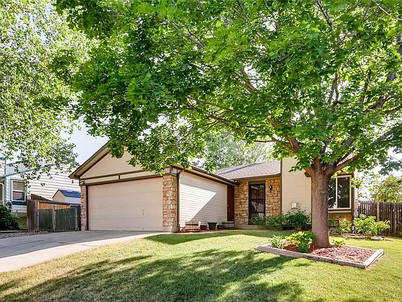 2nd image of 4821 S Dunkirk Way