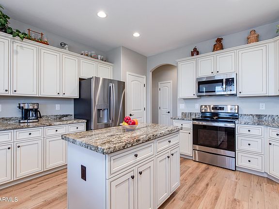 3rd image of 777 N 305th Avenue