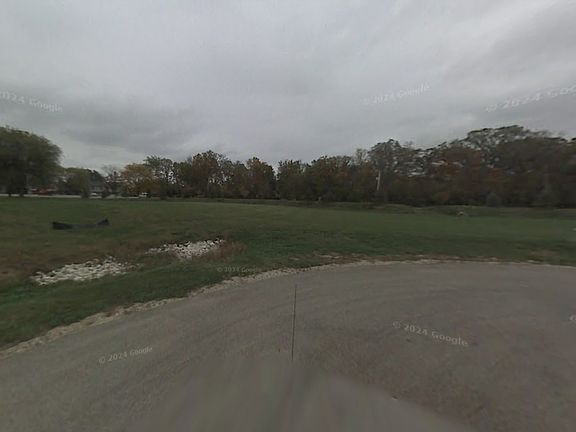 2nd image of 5104 Autumn Way