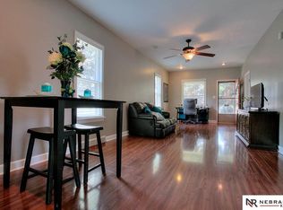 4327 S 33rd St, Omaha, NE 68107
