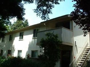 421 Piccadilly Pl APT 4, San Bruno, CA 94066