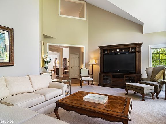 4th image of 1494 N Trailside Ct