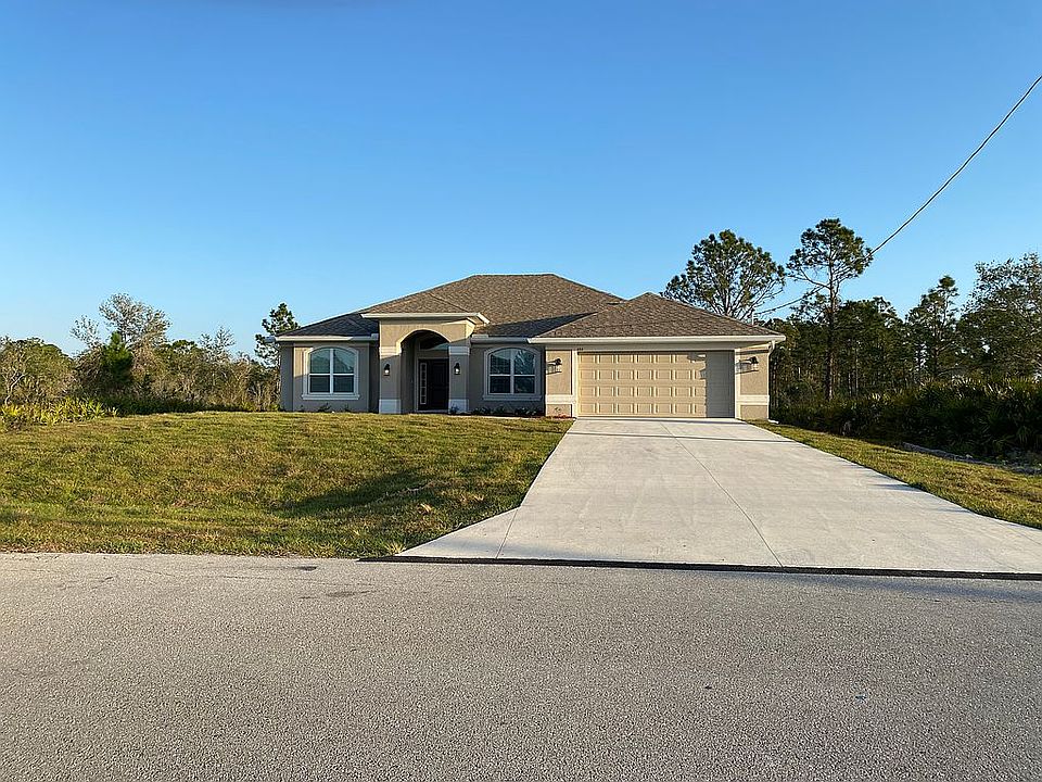 1st image of 484 Windermere Dr