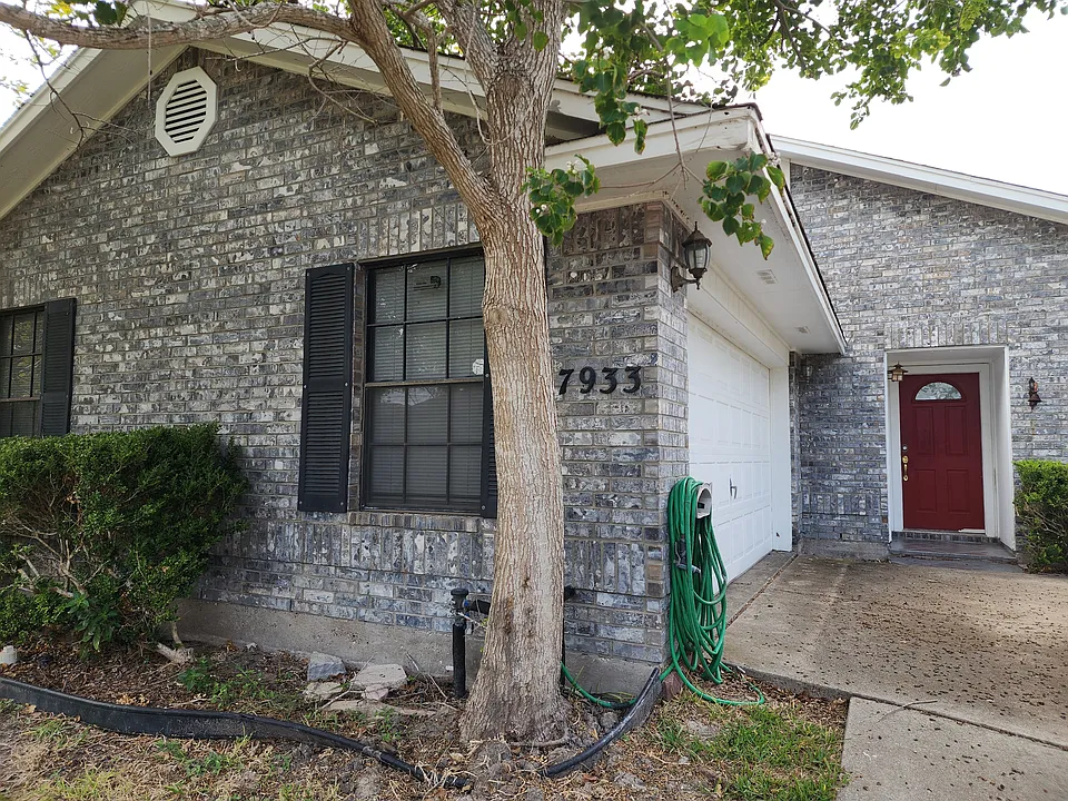 7933 Wolverine Dr