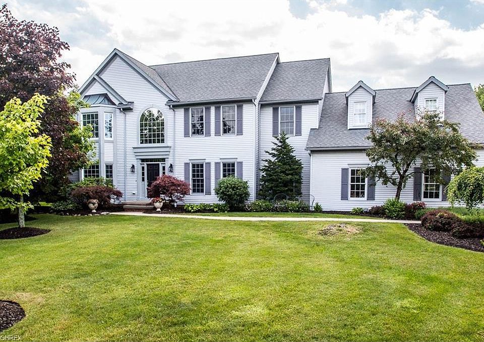 1st image of 308 Fox Way