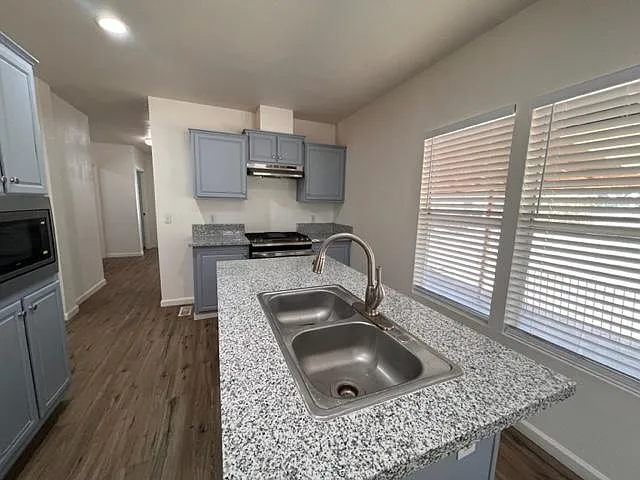4073 W McKinley Ave — Photo 5