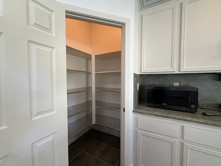 13152 River Oaks Dr — Photo 20