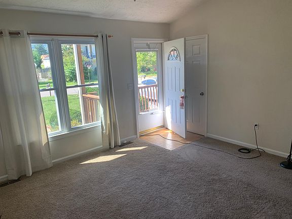 5th image of 629 Palmer Ave