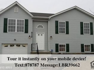 212 Farm Pond Ln, Martinsburg, WV 25404
