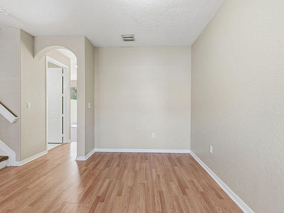 5th image of 178 Lake Monterey Circle