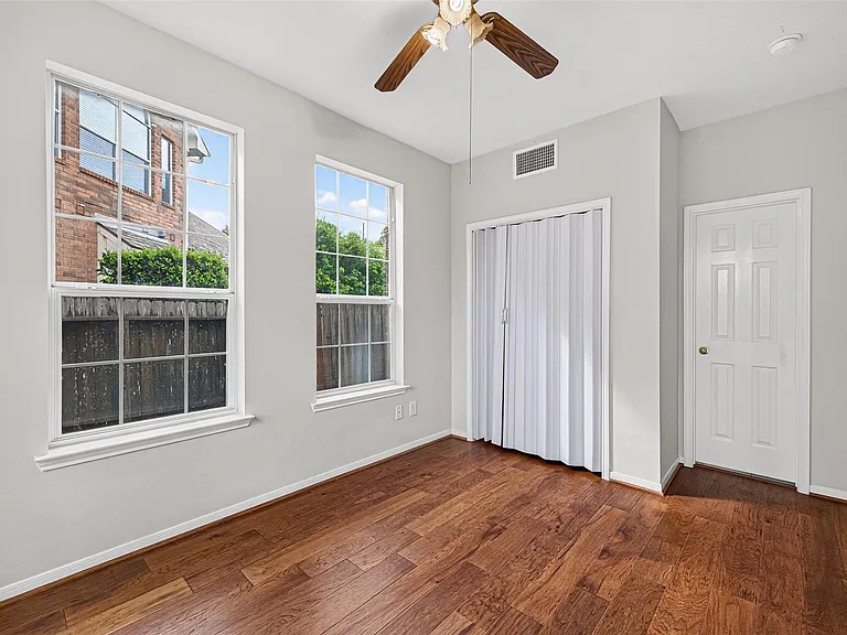 2502 Rosebluff Ct — Photo 37
