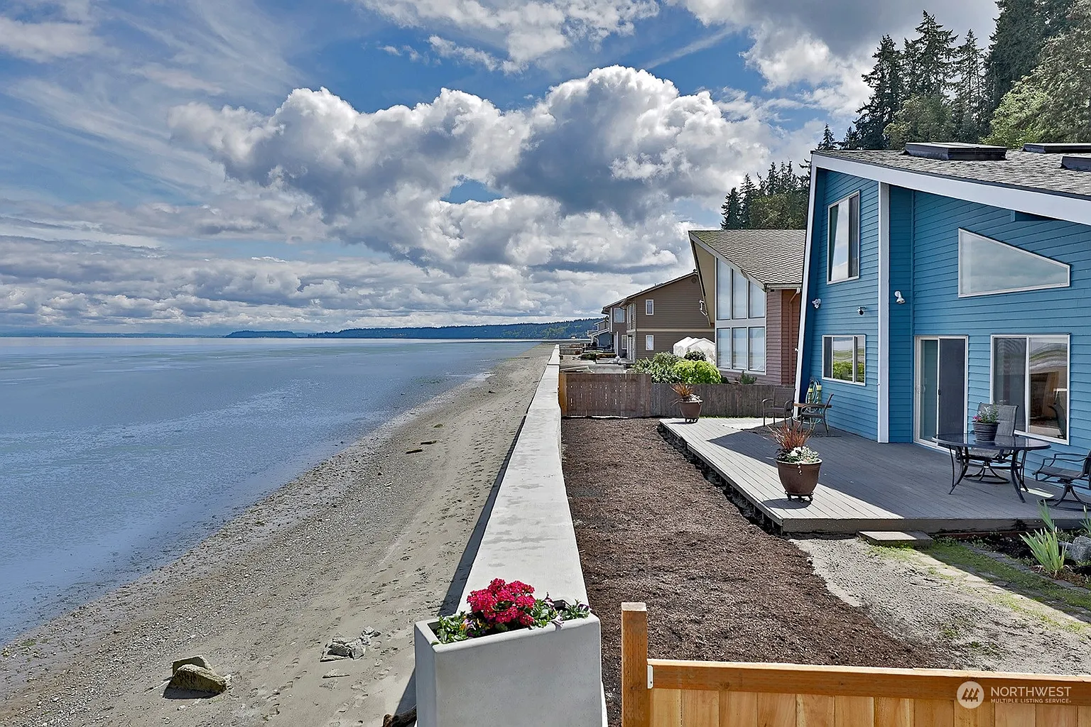 3773 Bells Lane photo 1