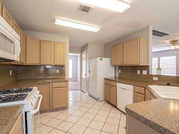 5th image of 9038 Waving Fields Dr