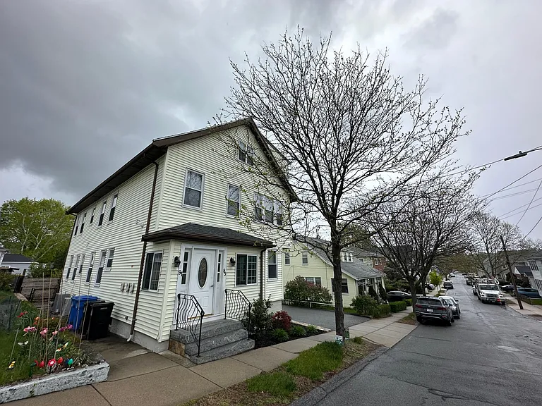 89 Walnut St — Photo 13