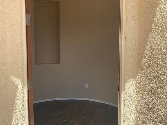 3rd image of 23317 N Arrellaga Dr