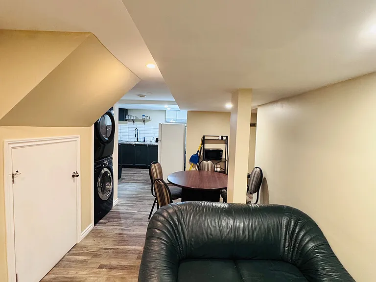 170 Louth St #BASEMENT — Photo 16