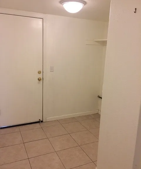 2328 S Fallbrook Dr — Photo 47