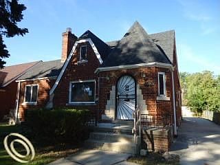 3rd image of 14943 Piedmont St