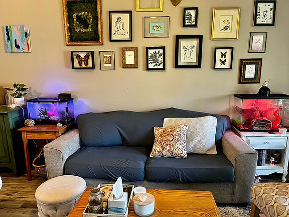 4th image of 1035 Lakeshore Dr #202
