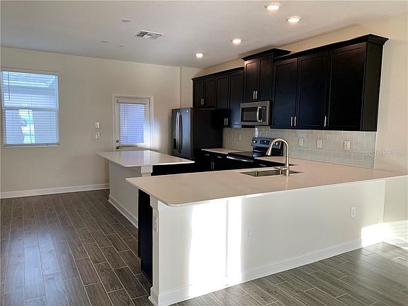 3rd image of 12031 Prologue Ave
